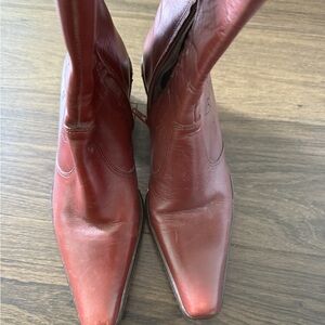 Gianni Bini Red Heeled Boots Sleek Suede Design